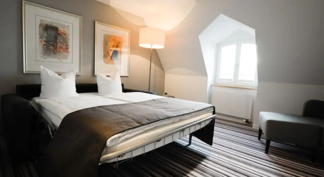 Семейный номер Standard Дуплекс с видом на озеро Hotel Vitznauerhof - Lifestyle Hideaway at Lake Lucerne