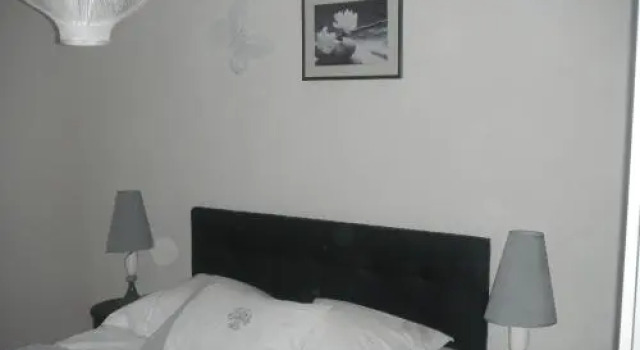 Lenny, Book Hotel Schiltigheim 