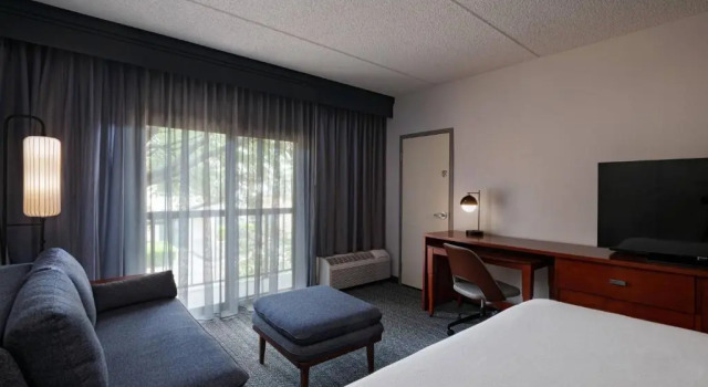 Двухместный номер Standard с балконом и с видом на внутренний двор Courtyard by Marriott San Antonio Medical Center