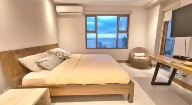 Люкс StayLuxia Manilabayview 1-5 BR Suites w/Balcony Bayview Pool Netflix
