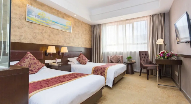 Двухместный номер Business Shanghai Pudong Airport Yueshangju Hotel