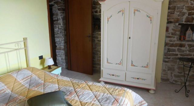 Agriturismo Cascina Serra, Забронировать Отель Отели Пьемонта с бассейном, Бассейн