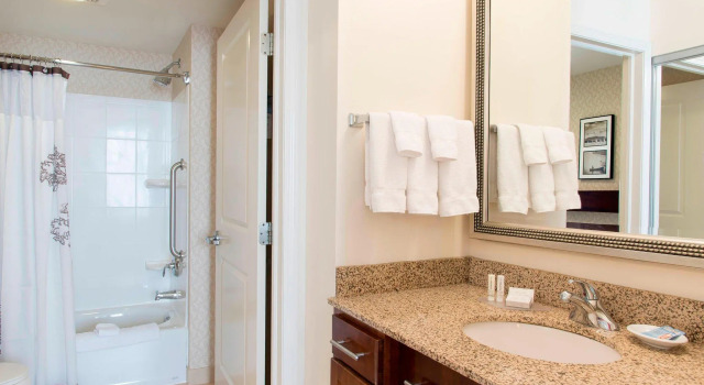 Двухместный люкс c 1 комнатой Residence Inn Marriott Moline