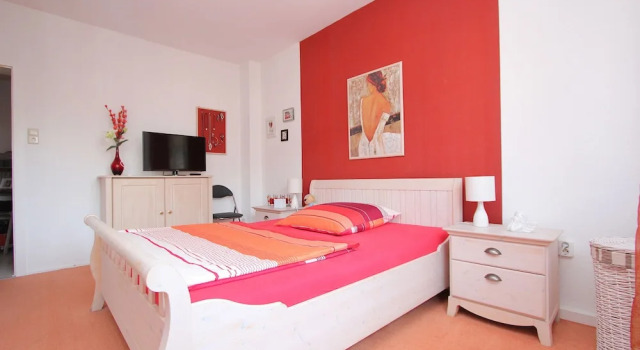 Private Apartment Crusiusstraße