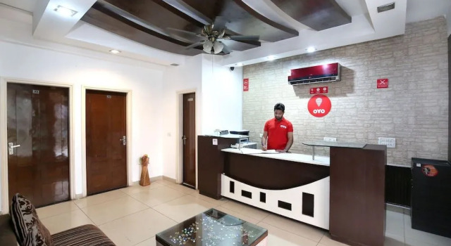 OYO 9631 Hotel Oak, Varaa Hotelli Zirakpur Haryana