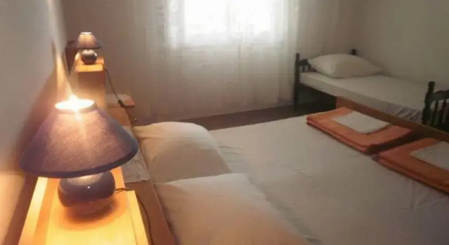 Apartman Anka, Забронировать Апартаменты/квартира Отели Приморско-Горанской жупания с парковкой, Парковка