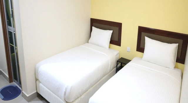 Двухместный номер Superior Capital O 90897 Island City Hotel