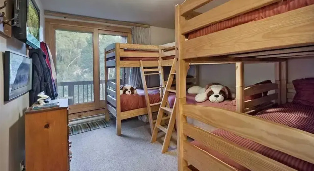 Right O Way 4 Bedroom Holiday home By Moving Mountains