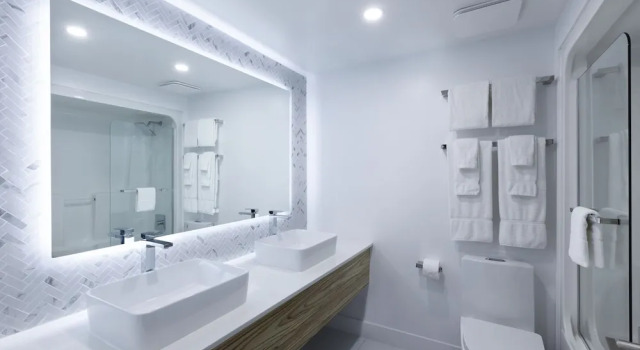 Номер Deluxe Strata Hotel