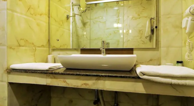 Люкс Executive Welcome Hotel