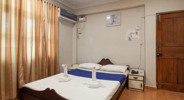 Somy Anjuna Resort, Book Resort Hotels in Goa with a Pool, Swimming Pool