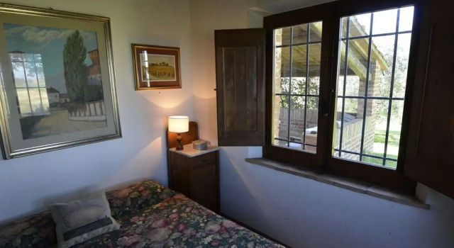Pleasant Villa In Valiano With Terrace, Garden, Sun-Loungers, Забронировать Вилла Вальяно 