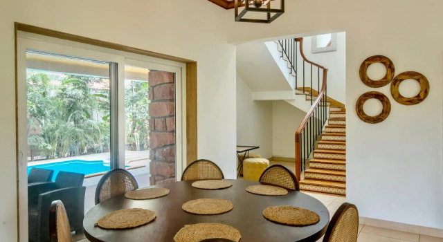Saffronstays Boulevard Rockhouse, Lonavala