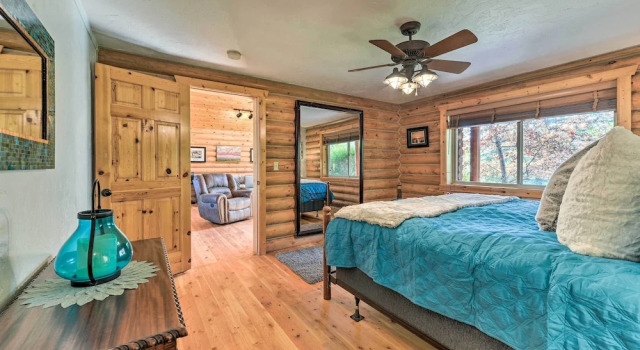 Serene Driggs Cabin ~ 10 Mi to Grand Targhee!, Prenota Hotel Driggs Grand Targhee