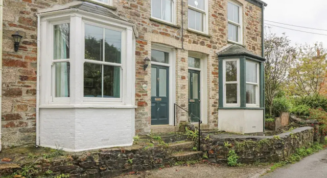 2 Water Lane