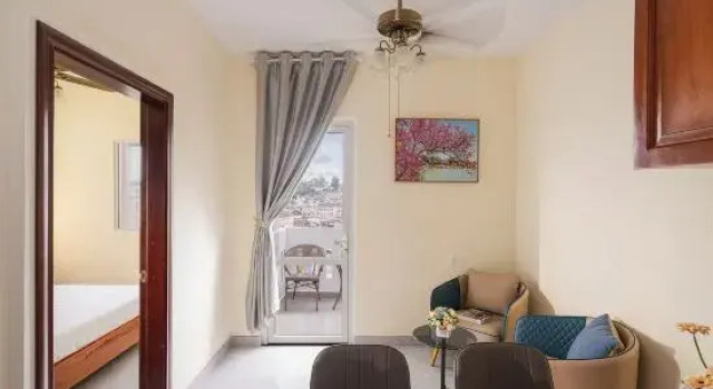 Апартаменты c 1 комнатой с балконом CandlePine Suites