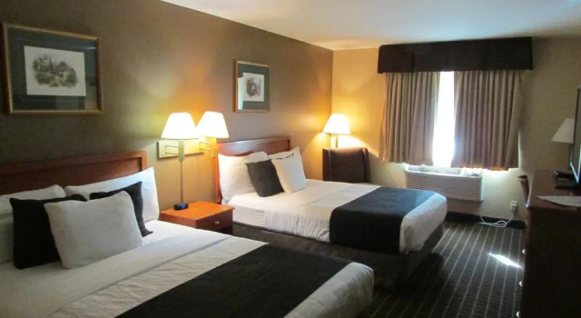 Четырёхместный номер Standard FairBridge Inn & Suites Leavenworth