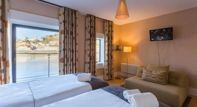 Feel Porto Destilaria Residence, Varaa Hotelli Hotellit Porto pysäköinnillä, Pysäköinti