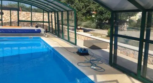 Villa Guki, Varaa Villa Hotellit Kvarner Islands uima-altaalla, Uima-allas