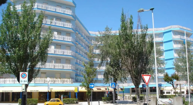 Апартаменты 2-bedroom Apartment Near Beach
