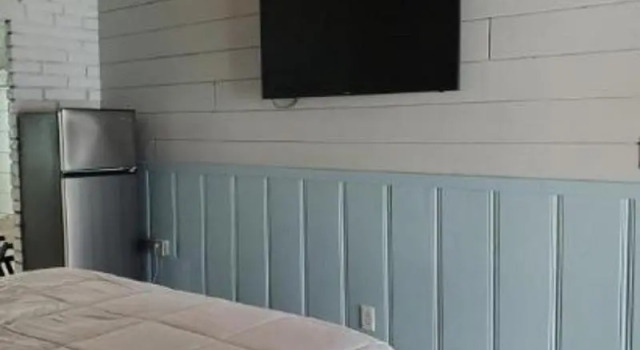 Двухместный номер Standard Hollywood Gardens Inn & Suites