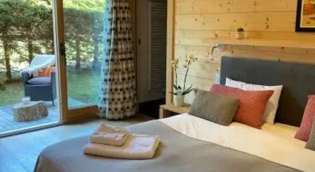 Chalet Isabelle Mountain lodge 5 star 5 bedroom en suite sauna jacuzzi, Забронировать Шале Виллы Овернь-Рона-Альпы, Вилла