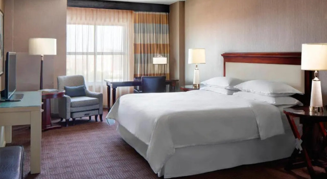 Номер Standard Sheraton Fort Worth Downtown Hotel