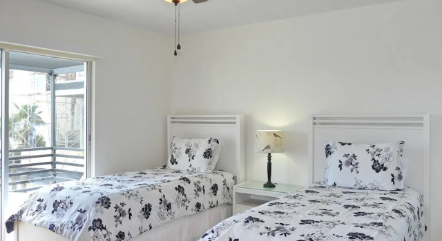 Коттедж 987 Aster Court