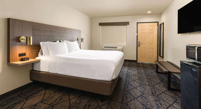 Ramada by Wyndham Modesto Yosemite Area