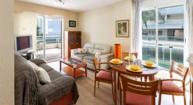 CORALINA - Apartment with shared pool in Playa de Gandia. Free WiFi, Забронировать Апартаменты/квартира Плайя-де-Гандия Коста-де-Валенсия