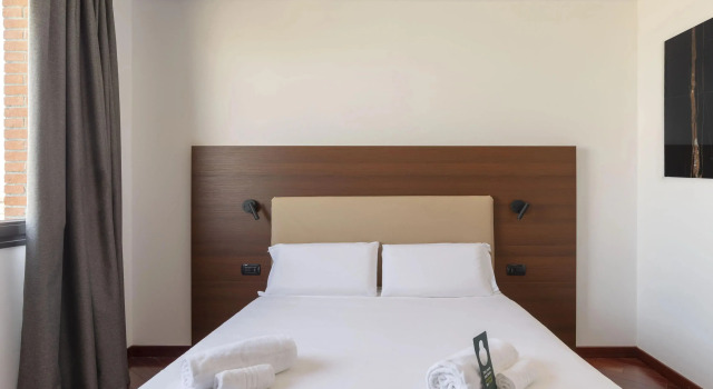 Hotel Leon d'Oro, Book Bed and Breakfast Sassuolo Emilia-Romagna