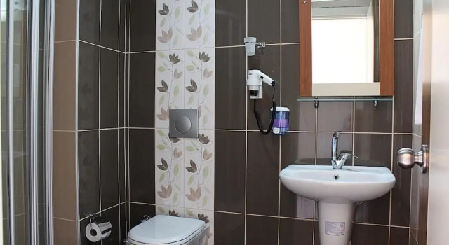 Трёхместный номер Standard с балконом и с красивым видом из окна Buhana Hotel