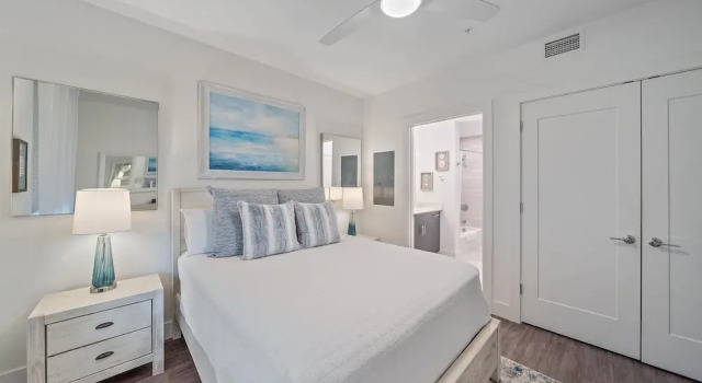 Sunsets At The Strand 1 Bedroom Condo, Забронировать Апартаменты/квартира Сарасота Sarasota Area, рядом с Sarasota Quay Shopping Center