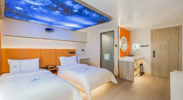 Номер Comfort Dequan Luxury Huayuan Hotel, near POP LAND and SOLANA