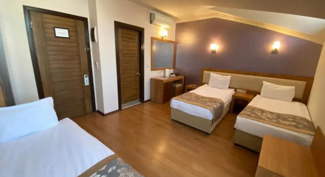 Трёхместный номер Superior Grand Anzac Hotel