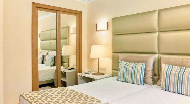 Одноместный номер Deluxe с балконом Hotel Baia Grande