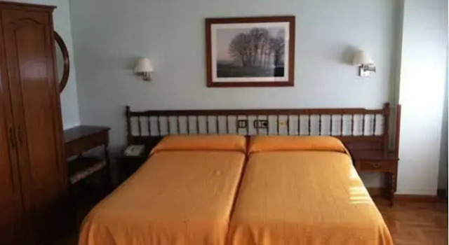 Hotel El Toboso, Забронировать Отель Саламанка Salamanca Province, рядом с Cueva de Salamanca