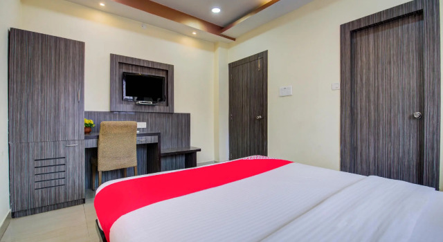OYO Flagship 1805 Blue Orchid Corporate Inn, Book Hotel Kolkata East Zone, near Coal India Limited
