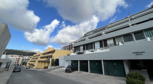 Amazing Sesimbra Duplex by the beach, Забронировать Отель Отели в центре Сезимбра, в центре