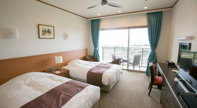 Двухместный номер Standard с балконом Sakura Resort Hotel Ishigaki