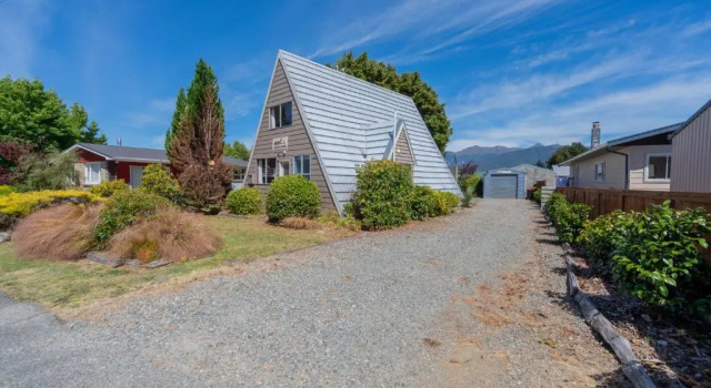 Milford House - Te Anau Holiday Home, Prenota Hotel Te Anau 