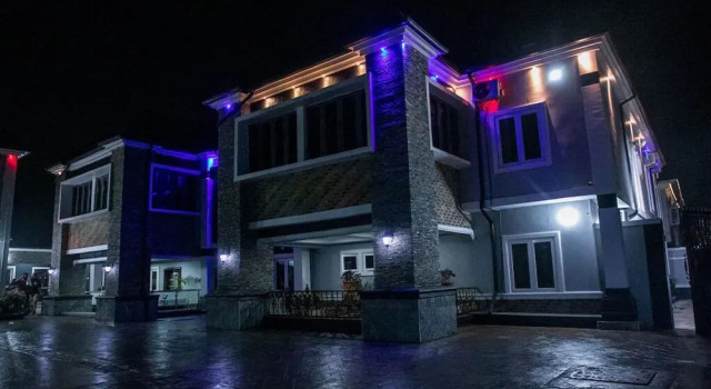 Home Suites and Resort, Book Ferieresort 3-stjernede hoteller i Imo, 3*