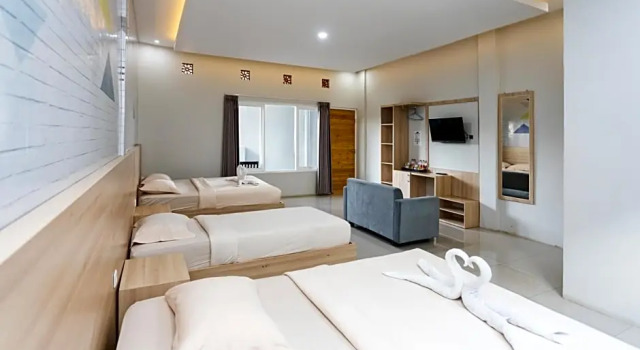 Camera Standard Villa Panderman Indah