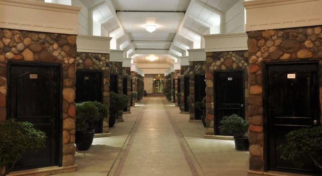 Ronax Hotel
