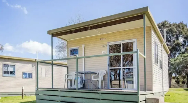 Номер Economy с 2 комнатами с балконом Discovery Parks - Lake Hume, New South Wales