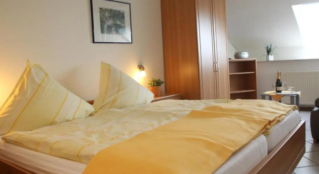 Студия Traberhof - Landurlaub in seiner schönsten Form - freies Reiten inbegriffen - Hunde willkommen - Sauna im Haus - Kanuverleih - tolle Radwege - Deich in Sichtweite