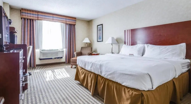 Двухместный номер Standard Lynchburg Grand Estate by IHG
