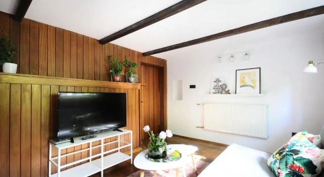 Студия A Place Like Home Apartamenty Horeszkow
