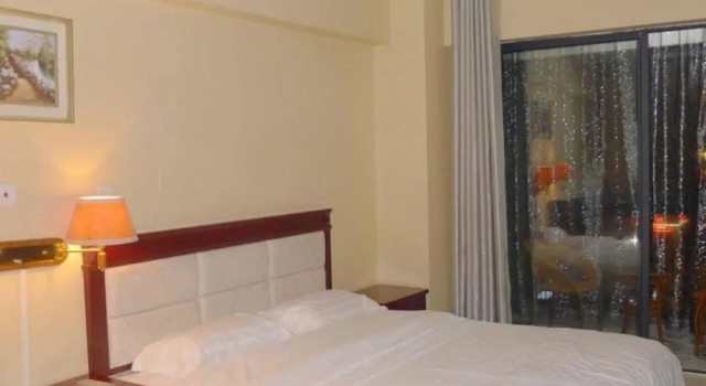 Slow Time Holiday Hotel