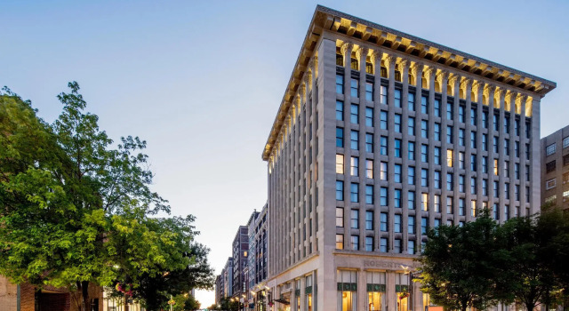 The Last Hotel, Забронировать Отель Downtown St. Louis Сент-Луис, рядом с Католическая церковь Св. Марии Торжествующей